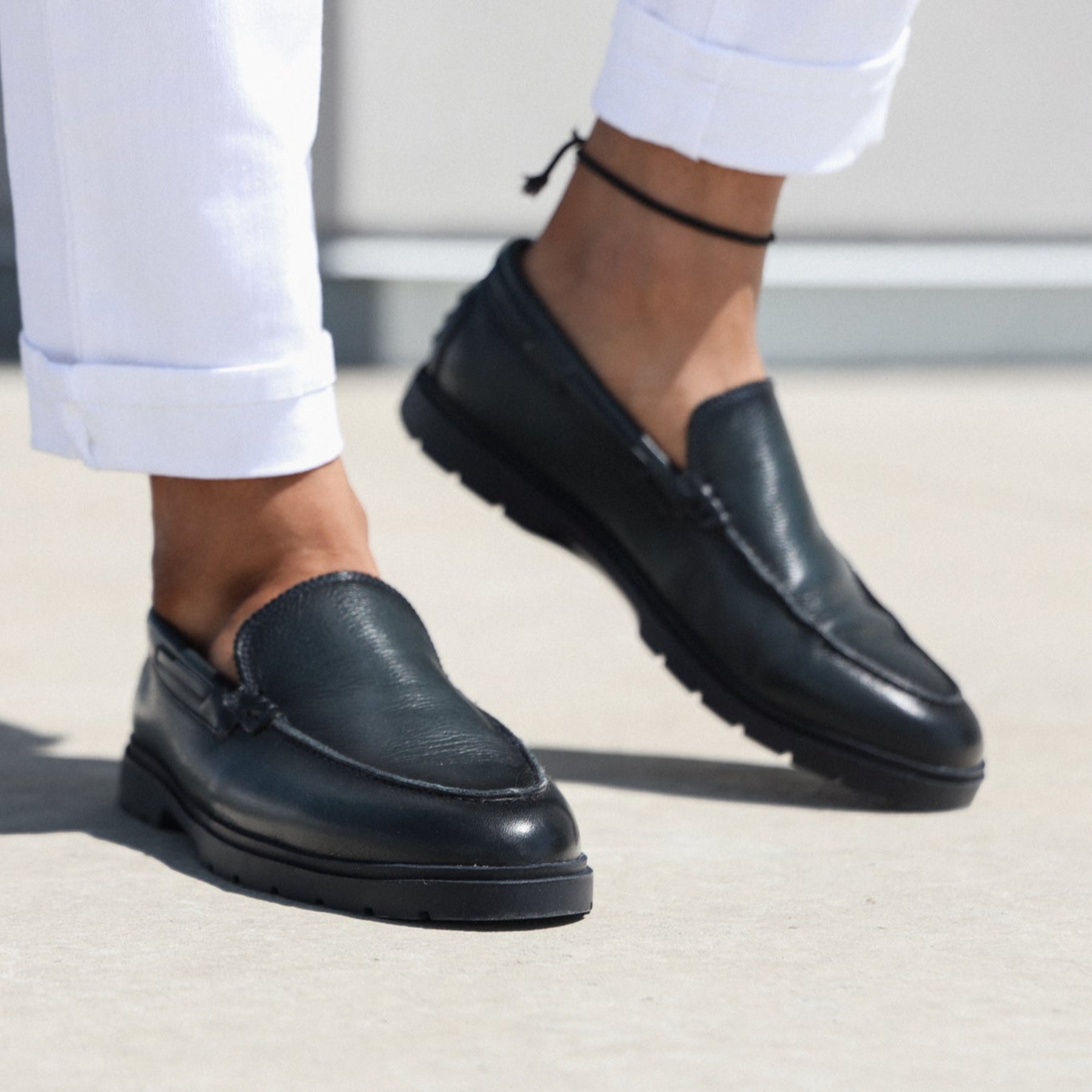 28's Venetian Leather Low Top