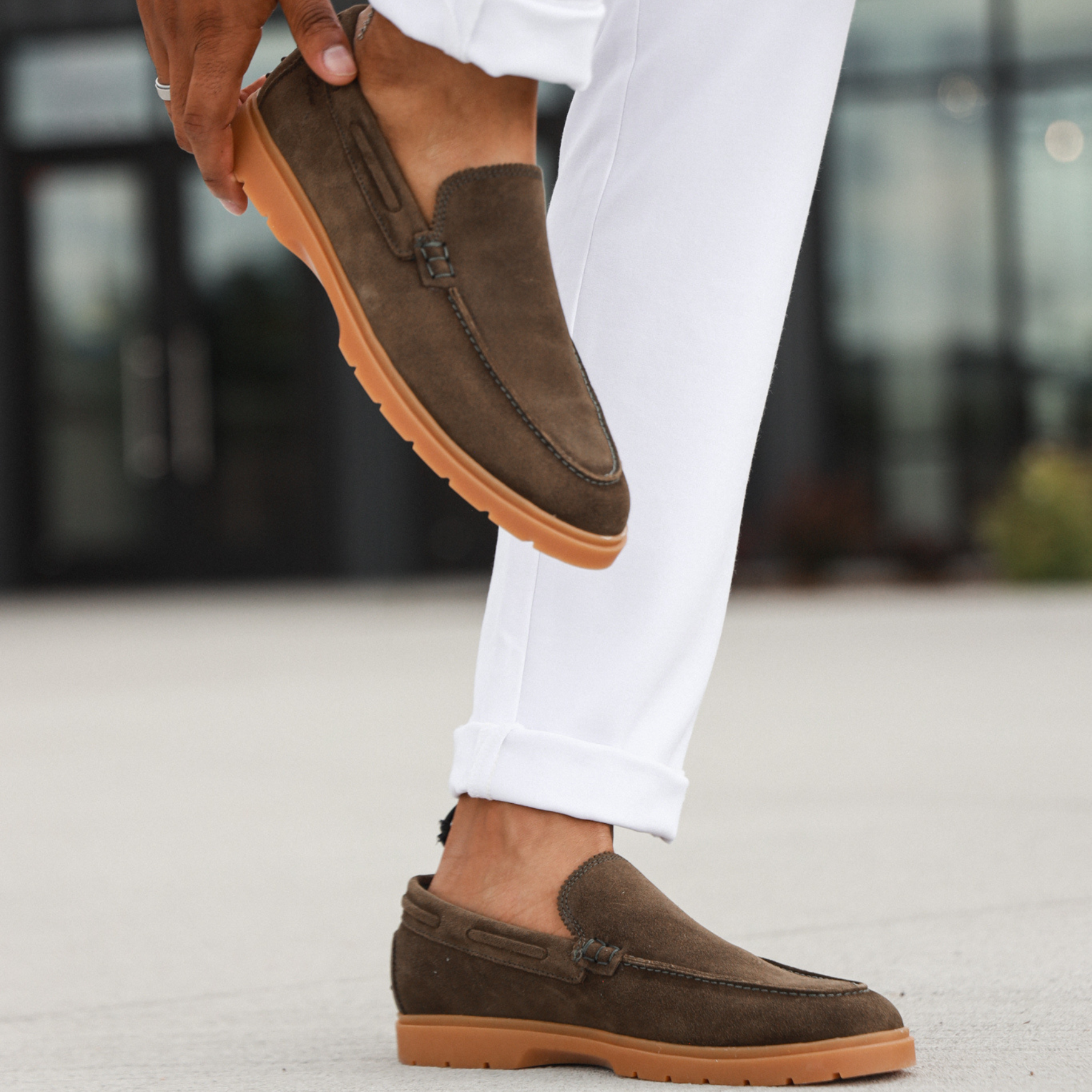 28's Venetian Suede Low Top