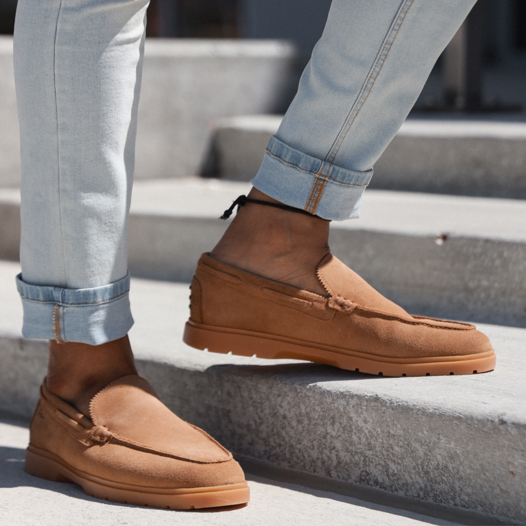 28's Venetian Suede Low Top