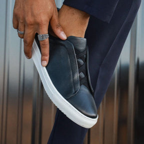 33's Laceless Low Top