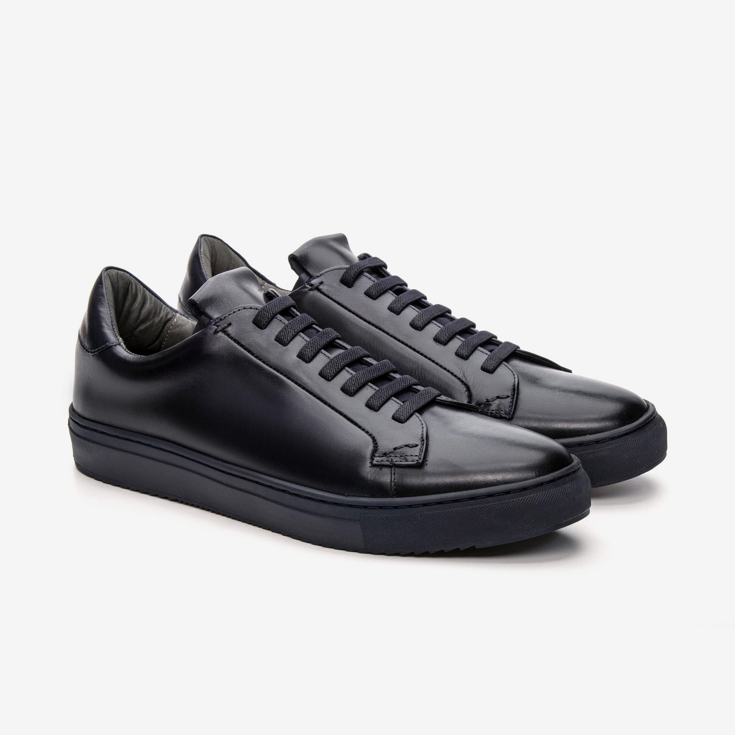 36's Laceless Low Top