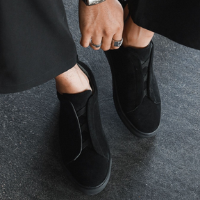 33's Laceless Low Top