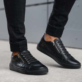 26's Laceless Low Top